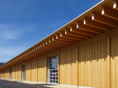 Werkhof Loveresse: Un élégant bâtiment en bois Suisse