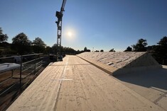 Grossaffoltern school facility is erected